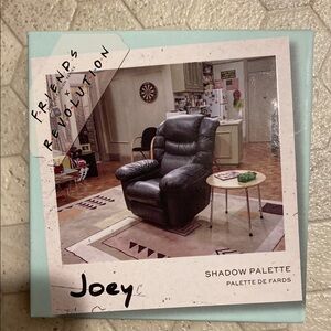 Makeup Revolution Friends Joey Eyeshadow Palette